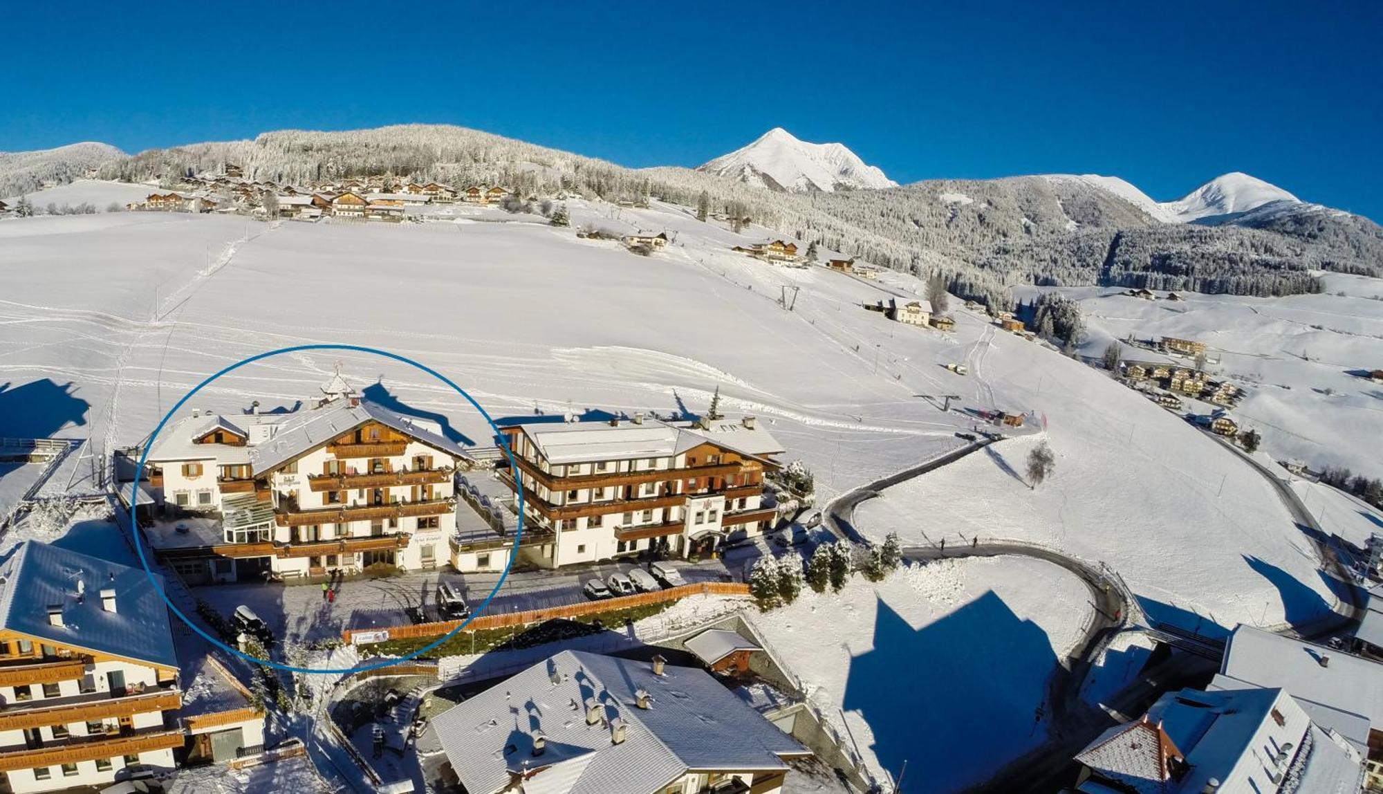 Hotel Kristall Maranza Bagian luar foto