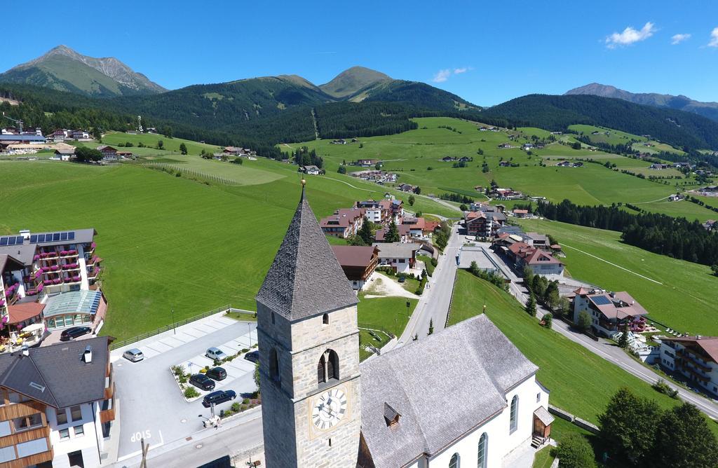 Hotel Kristall Maranza Bagian luar foto