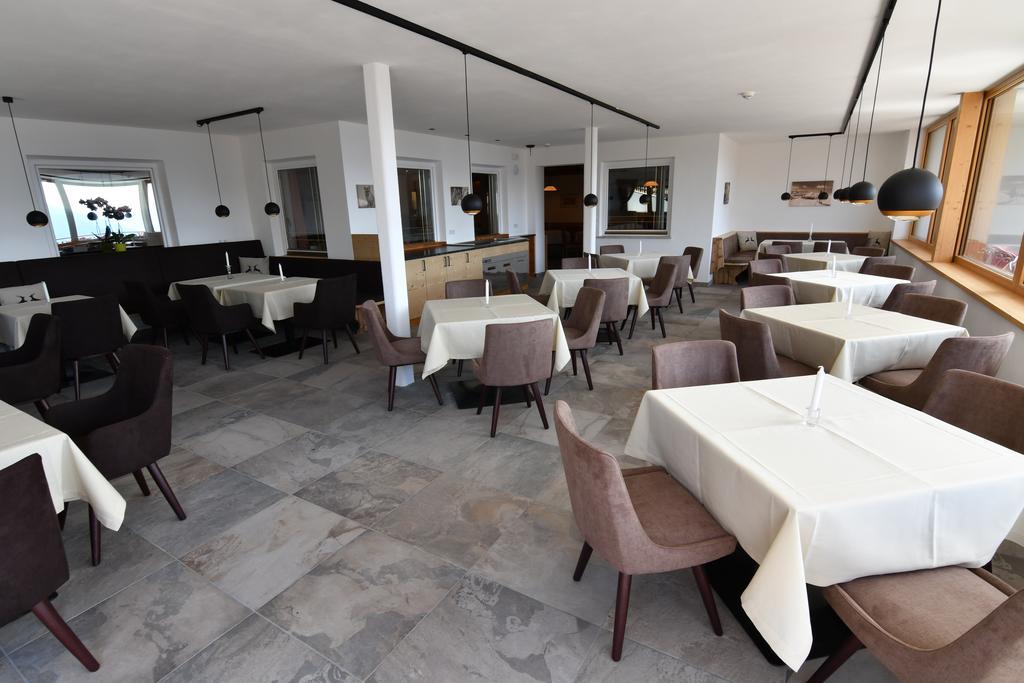Hotel Kristall Maranza Bagian luar foto