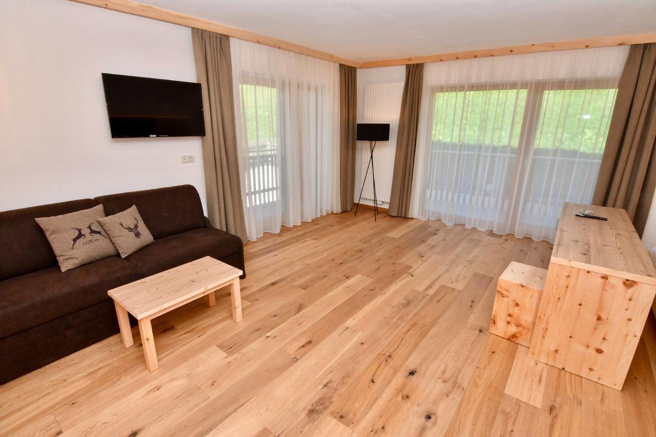 Hotel Kristall Maranza Bagian luar foto